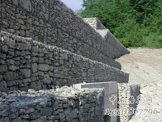 格賓網(wǎng)箱.jpg 格賓網(wǎng)箱.jpg