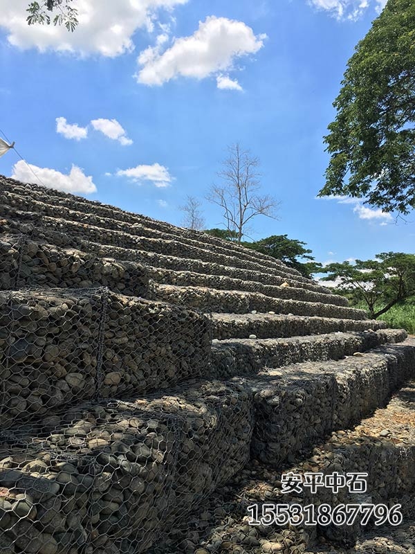 護堤固濱石籠 護堤固濱石籠